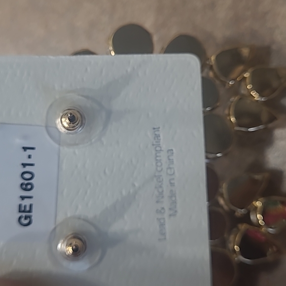 Gold earrings by Butterfly. Lead and nickel compliant. - Picture 3 of 3